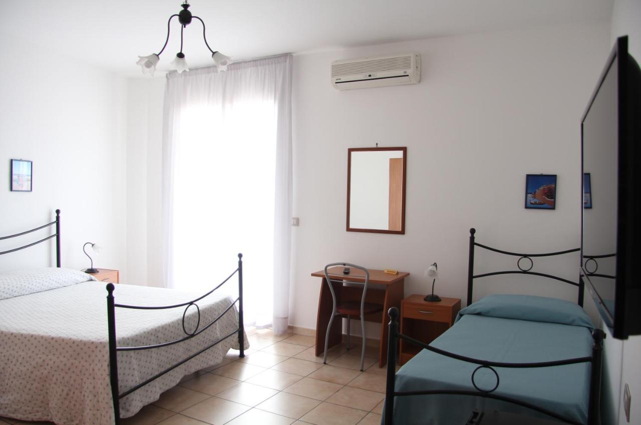 Fragolina B&B Furci Siculo Exterior photo