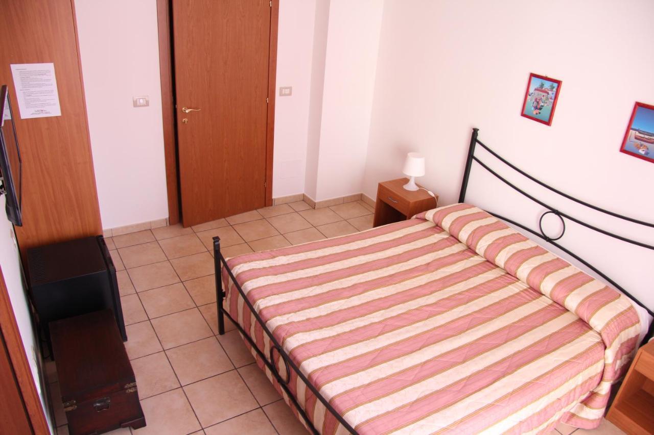 Fragolina B&B Furci Siculo Exterior photo